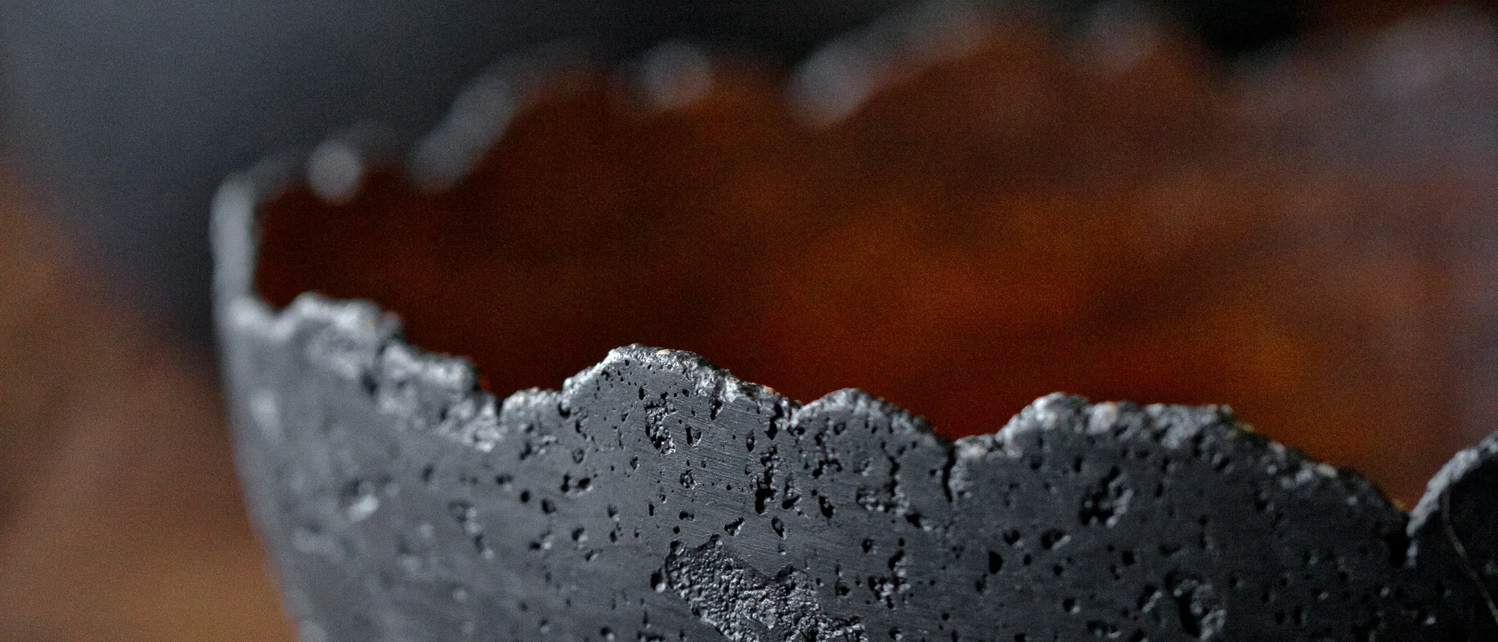 Nahaufnahme einer strukturierten Betonoberfläche